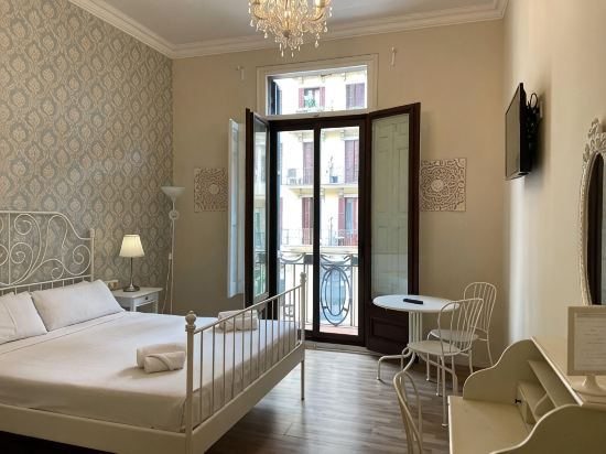 Hostal Lumine Suites by Gaiarooms