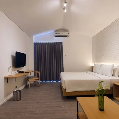 Ra Inn Kemang Hotels near Kalibata