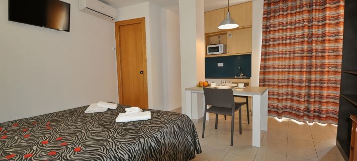 Aparthotel Safari Отели в г. Калелла