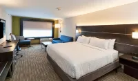 Holiday Inn Express & Suites DODGE CITY by IHG