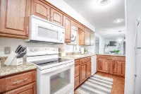 Awesome Newly Updated in Gated PT Royale. 1ST FL  2 Br 2 BA Condo. Golf Discount - 4-Star