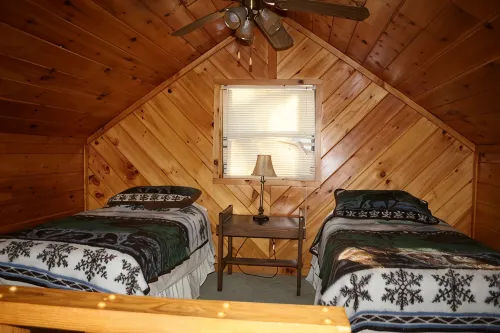 Private, Secluded, Relaxing Cabin.   1853Ask about Wedding Opportunities!