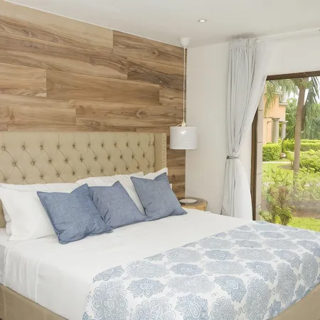 SADHANA_TAMARINDO  UNBEATABLE LOCATION!! MODERN CONDO, STEPS TO TAMARINDO BEACH!