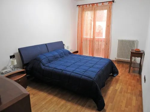 Beautiful apartment in the center, with reserved parking space, 4 beds - Condos