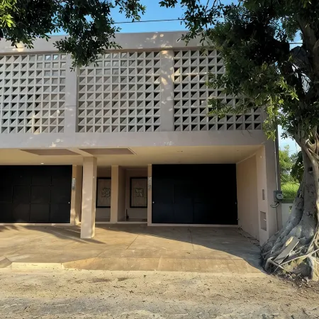 Casa arbol 2-bedroom house with AC in all the house