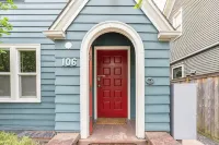 CAPITOL HILL LARGE 1 BED SUITE Кэпитол-Хилл: отели