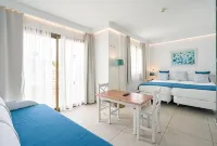 Guya Wave Hotel - Bathtub