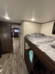 迷人的布羅肯鮑配備WiFi和空調的舒適兩卧室房車