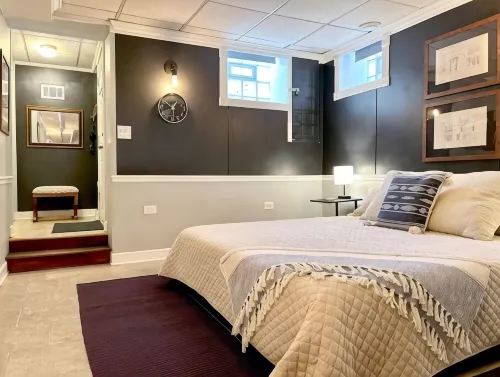 Entire Below Level Studio w/ Private Sauna - อ่างจากุชชี่