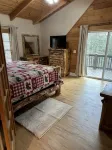 The spacious Dream Road Escape cabin & Hot tub - Feriehus