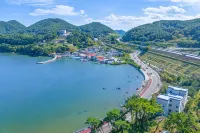 Tongyeong by the Sea Spa Pension - ที่มีสปา