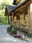 Relax at This Spacious Cabin Retreat • Hot Tub • Fireplace • Firepit - Alppimaja