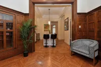 The Maison Gatsby Apartment  : 3 Bedroom 2 Bathroom - Bungalows