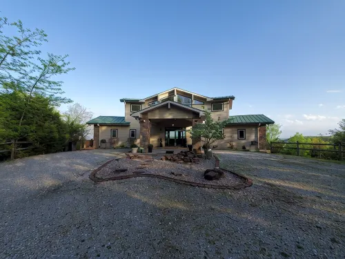 Breezy Point- Huge Home & Amazing Lake Views! Near Sailboat Club & Marina - 4-Star