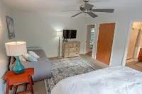 Summer 26 Open! Pool, Hot Tub, Huge Game Room, Short Walk to Beach! - 4-Star