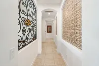 Casa Santa Rosa by GPM - Waterslide+Gameroom+Pool+Murals+More! - 4つ星