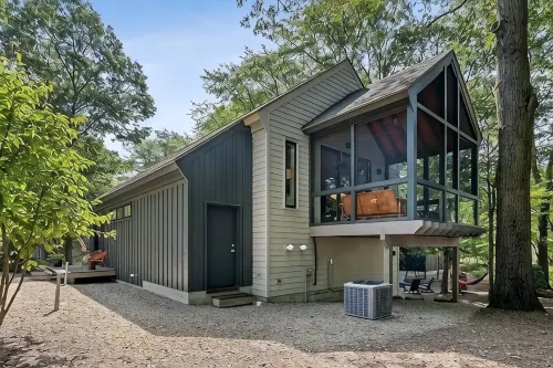 Renew + Relax: Sunny Lakeside Michiana Cottage w/ Hot Tub & Beach - Boutique