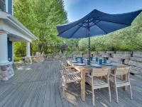 Stunning Lakeview Home with 5 Bedrooms and 6k SqFt of Modern, High-End Amenities - Balcony