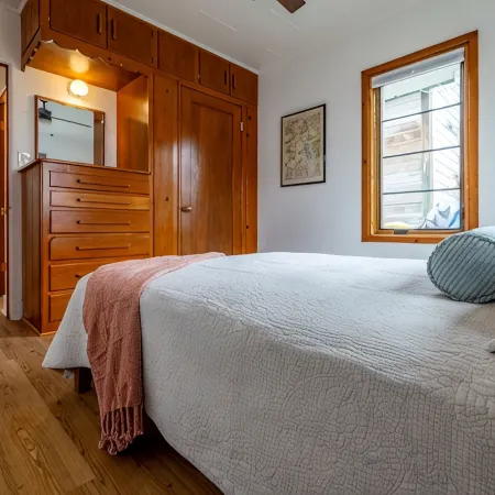 Sage Creek Hacienda - located in downtown Cody; sleeps 5!