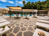 Royal Plaza Hotel - 3-Star