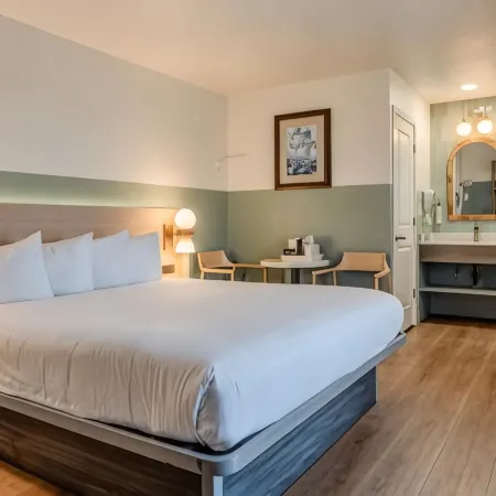 Stargazer Inn and Suites