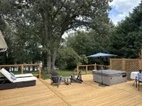Lake Retreat House - 4-Star