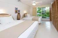 Las Villas Akumal - Condos