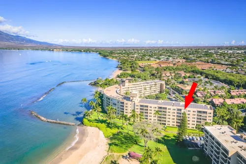 Stunning Maui Oceanfront Oasis: 2Bd/2BTH Penthouse w/AC Menehune Shores #625 - 3 estrellas