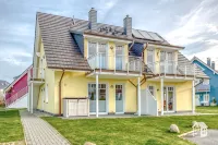 200 m to the natural beach, family friendly EC-apartment with terrace, W-Lan - 3-Star
