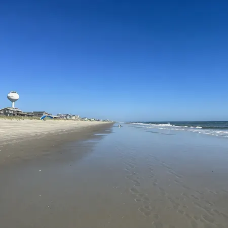 Holy Mackerel -Gorgeous, large home -Ocean view & Sound view -Great for families
