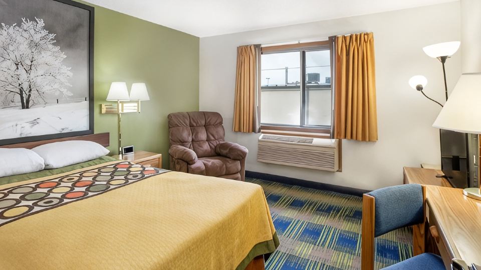 Super 8 by Wyndham Columbus