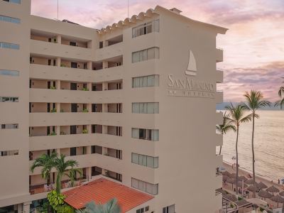 Hotel Delfin PV Beach Resort