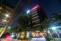 The Escape Ratchayothin - pet friendly