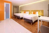 Vibrant Hotel - breakfast