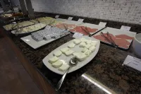 Orucoglu Oreko Hotel - พร้อมอาหารเช้า