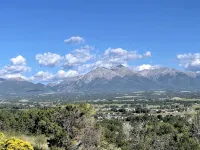 8 Min to Dtwn Salida 3 Bed, 3 Bath 2 King Beds - 2-Star