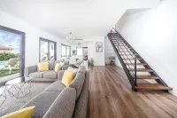 Beautiful Villa for 6 people, WiFi, private and heated pool, 8min from the beach - 3-Star