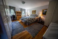 Edson Hill- 5 acres, Dogs/ Views/ Pond /Sledding/ Pingpong  and Air hockey . - de charme