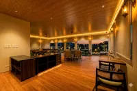 Hotel R 41-Luxury Stay Near Jaipur City Center - Bed and Breakfasts