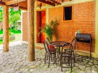 Cabañas del Bosque - parking