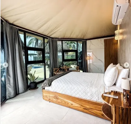 Almare Zonte - BeachFront Glamping Hotel - breakfast