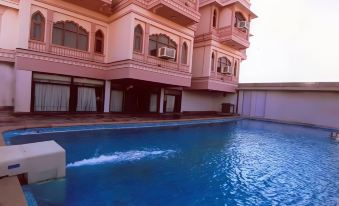 Hotel Raj Vilas Place