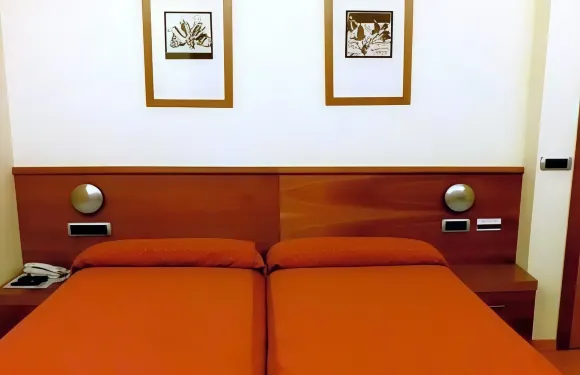 維拉多阿爾巴酒店