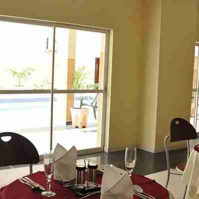 Claridon Hotels and Resorts Dining/Meeting Rooms