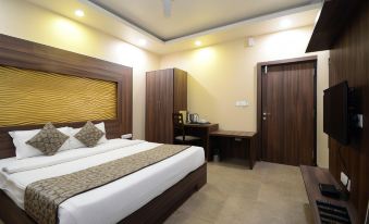 Hotel Neelam Paradise