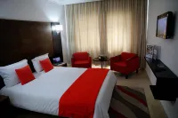 Hôtel le Pacha Hotels in Cite Jardins