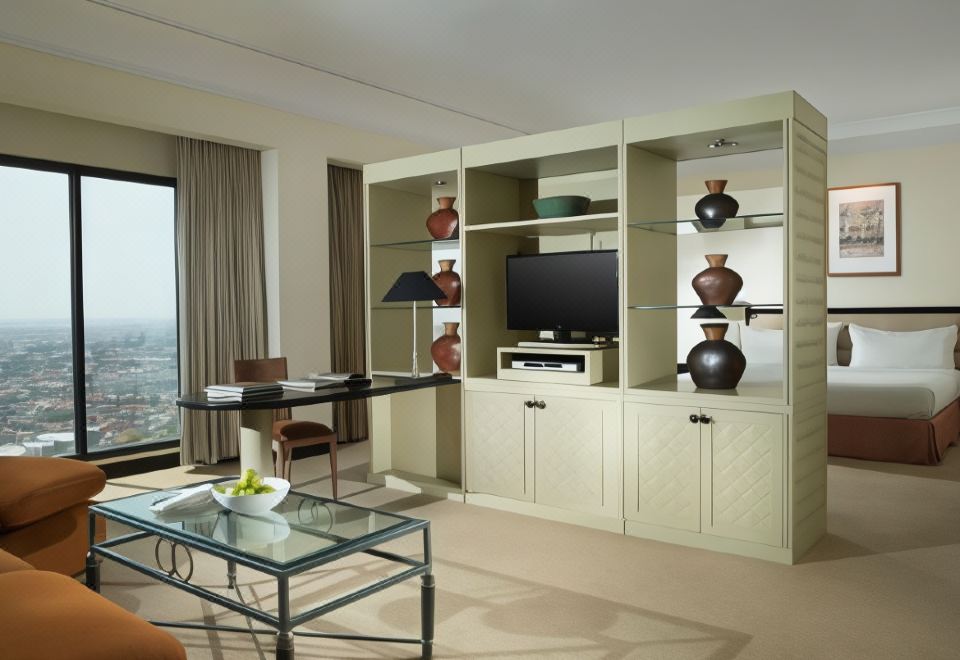 부미 수라바야 시티 리조트 수영장