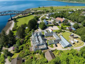 Loch Leven Hotel & Distillery