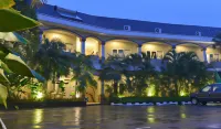 Hotel Trio Indah 2 Hotels in Oro-oro Dowo