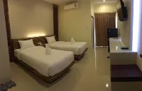 Chansuda Lake View Hotel Отели в г. 